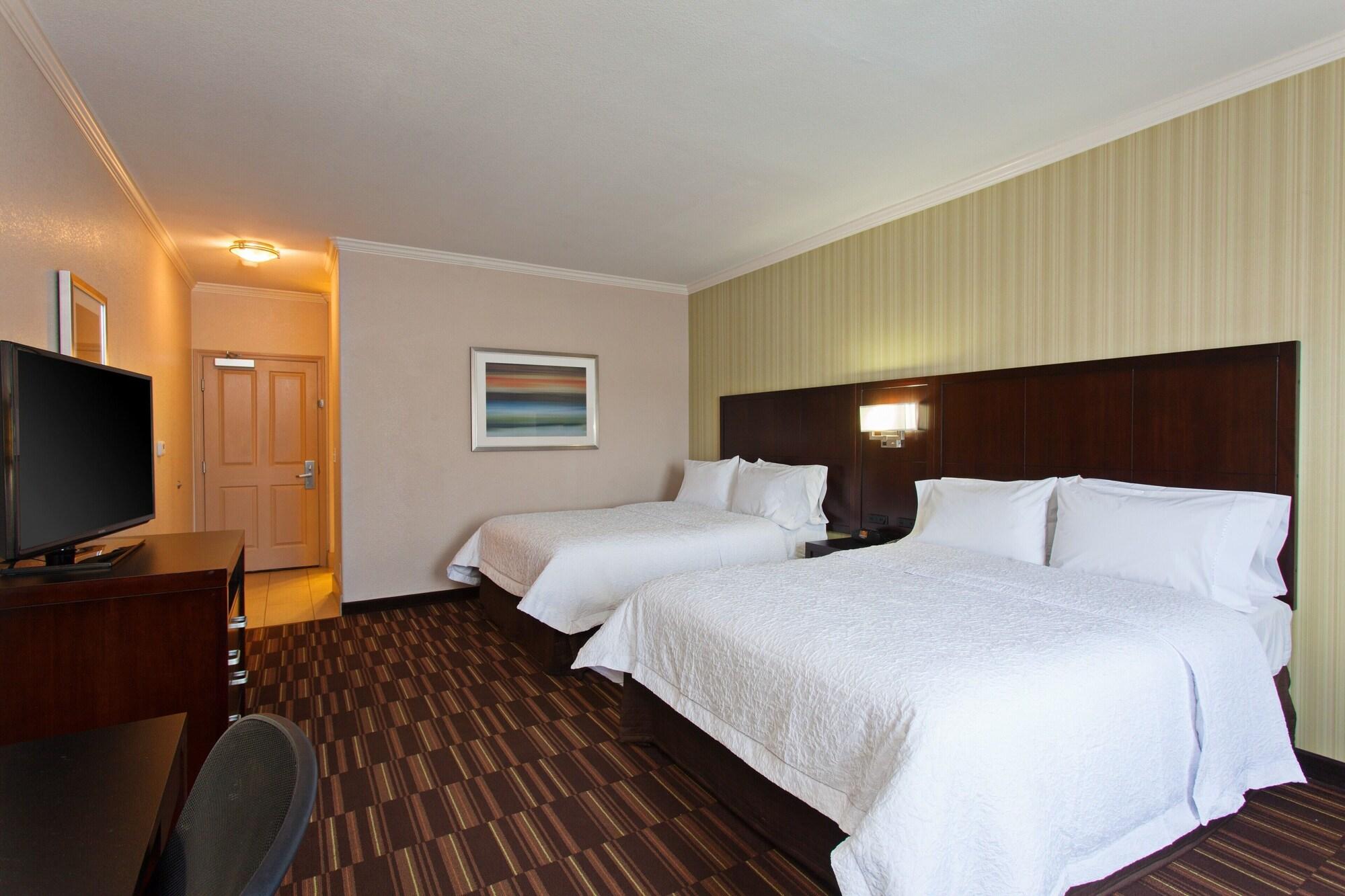 Hampton Inn Morgan Hill Exterior photo