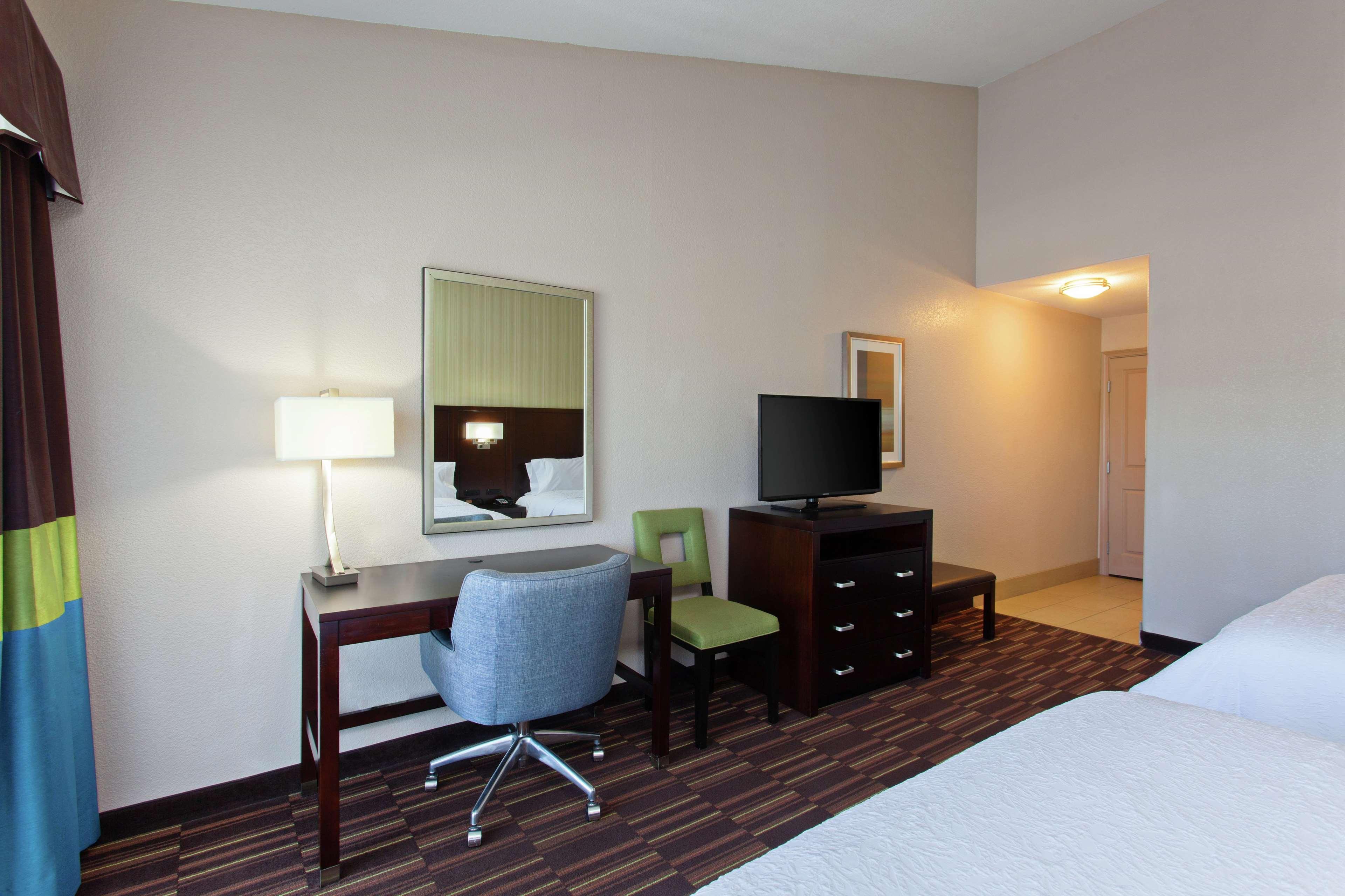 Hampton Inn Morgan Hill Exterior photo