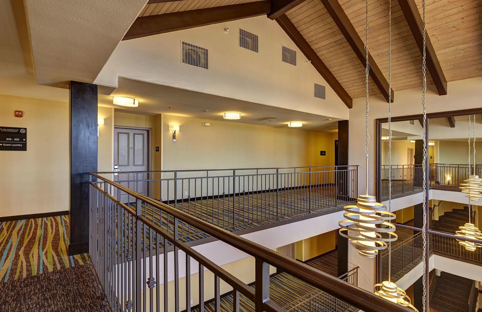 Hampton Inn Morgan Hill Exterior photo